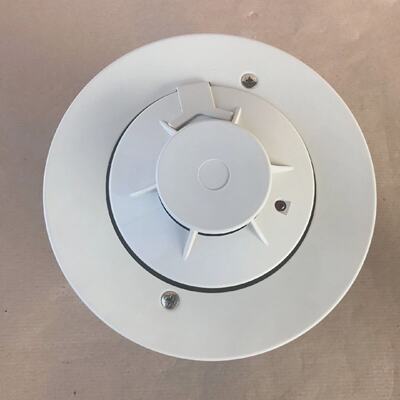 NOHMI BOSAI FDK552B HEAT DETECTOR WITH RECESS MOUNTING BASE