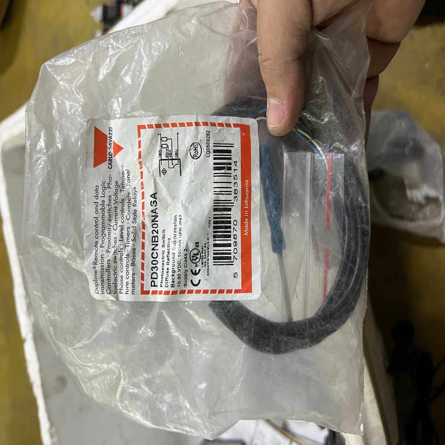 瑞士全新光电开关感应式、传感器PD30CNB20NASA{议价}