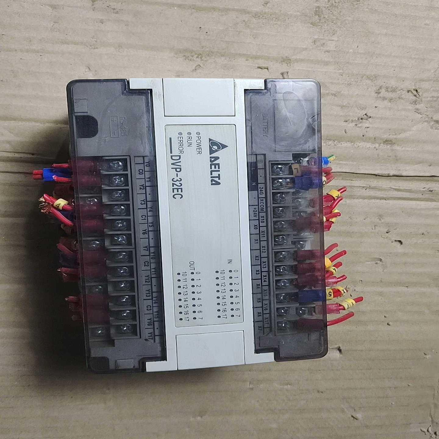 台达PLCDVP32ES00R2成色实物图功能正常，支【卡奥电子】