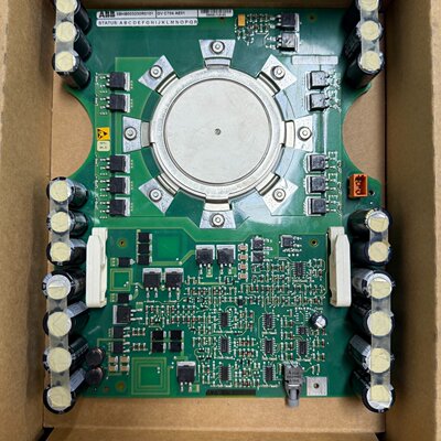 全新  高压驱动板 GV C704 AE01议价