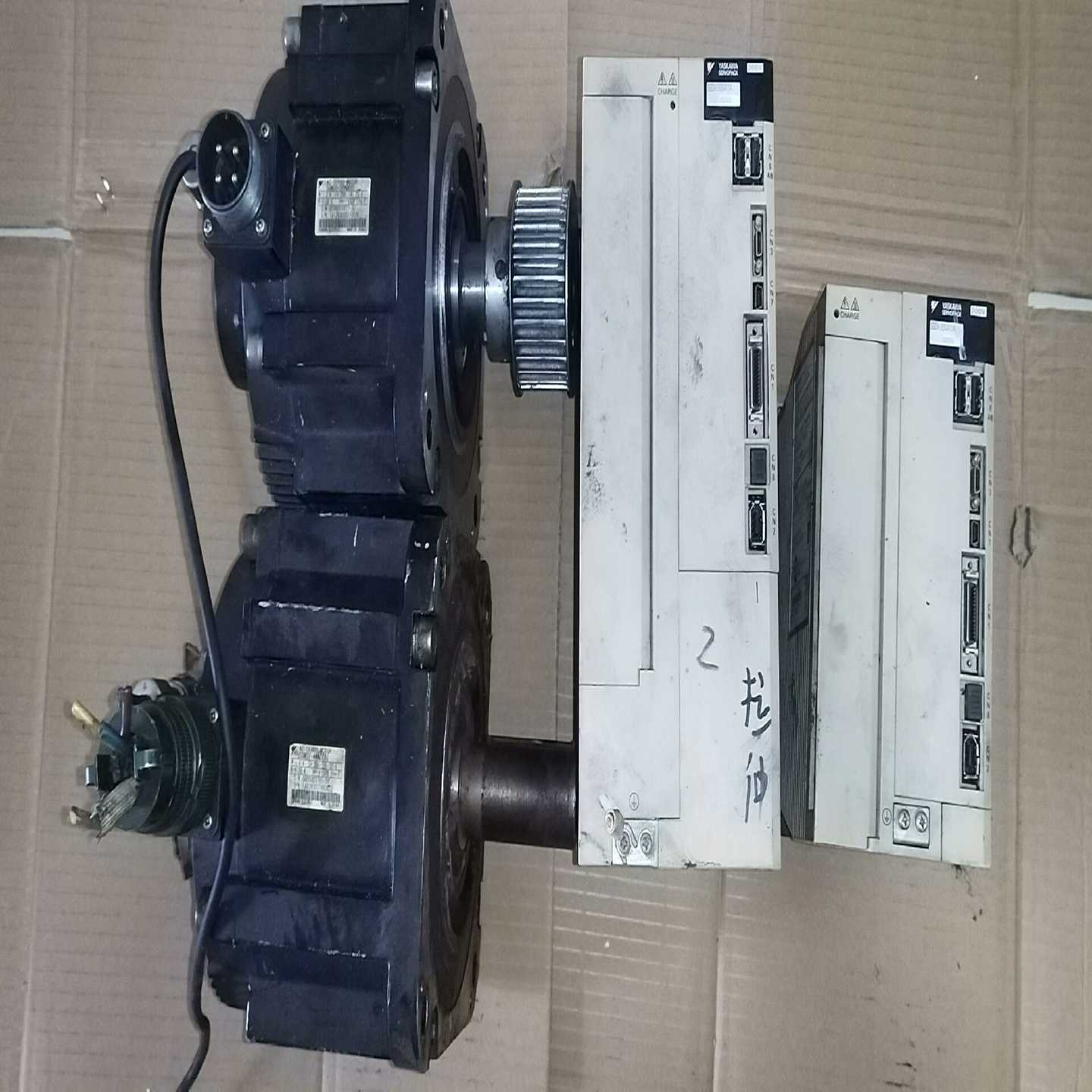 安川伺服驱动器电机SGDV-330A11A00200询价