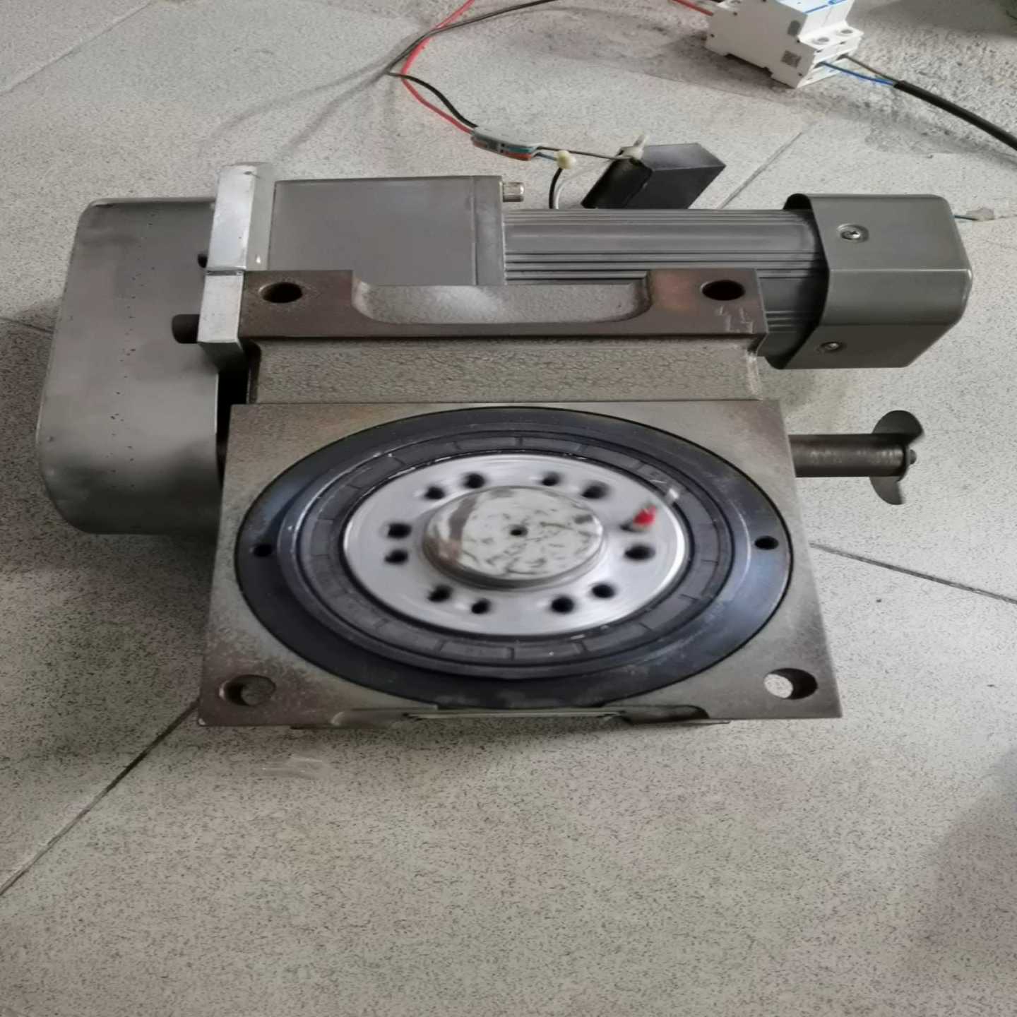 三技凸轮分割器，型号RU80DF-04-270-02RS-3--议价商品