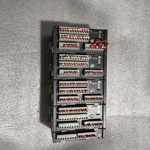 台达DTM温控器，型号，DTMN08三个，DTM-DOR一个--议价商品