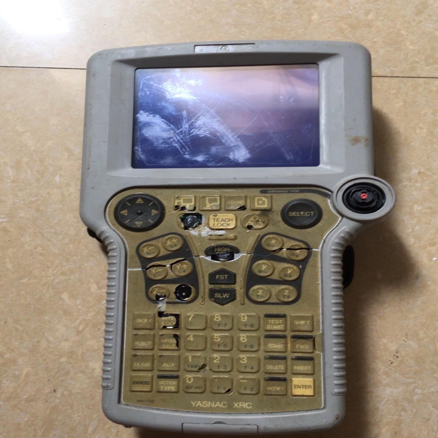 议价~JZNC-XPP04B安川机器人示教器,成色如图,由