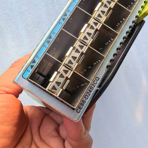 新到CE88-D24S2CQ 24口10G/25G SF-议价