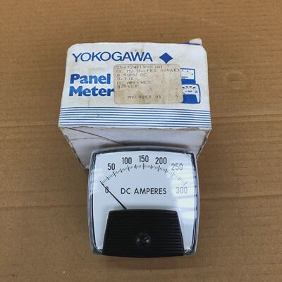 YOKOGAWA PANEL METER 0300 DC AMPERES 025603 254324ECRX8JAT 2