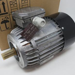 Lenze MDERRXX08022 13127736 Ruitz RSKH 804B22T 62620 055kW u