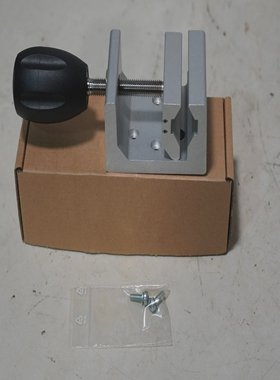 PhilipsM8040-60100UniversalMountingClampforIntelliVue