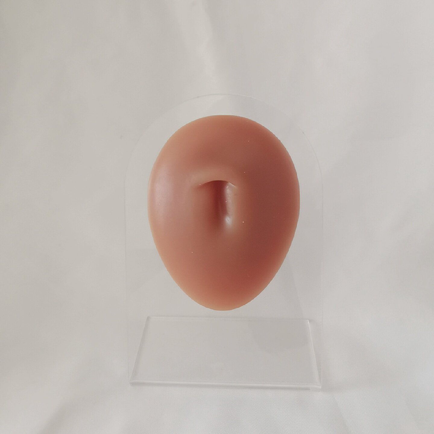 咖啡色人体仿真硅胶肚脐模型穿孔穿刺道具脐钉饰品展示工具