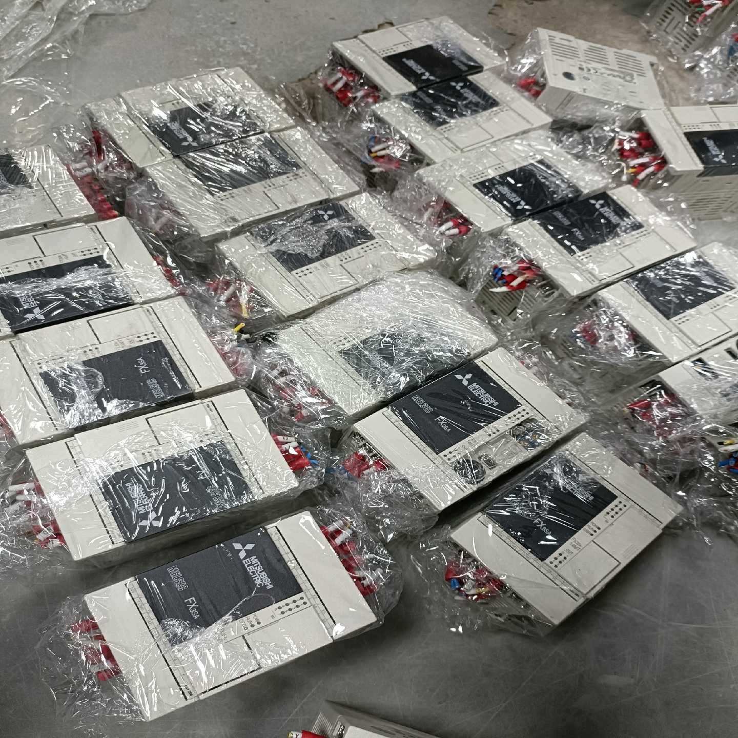 三菱原装二手拆机plcFX3SA-14MT功能包好德邦--议价商品