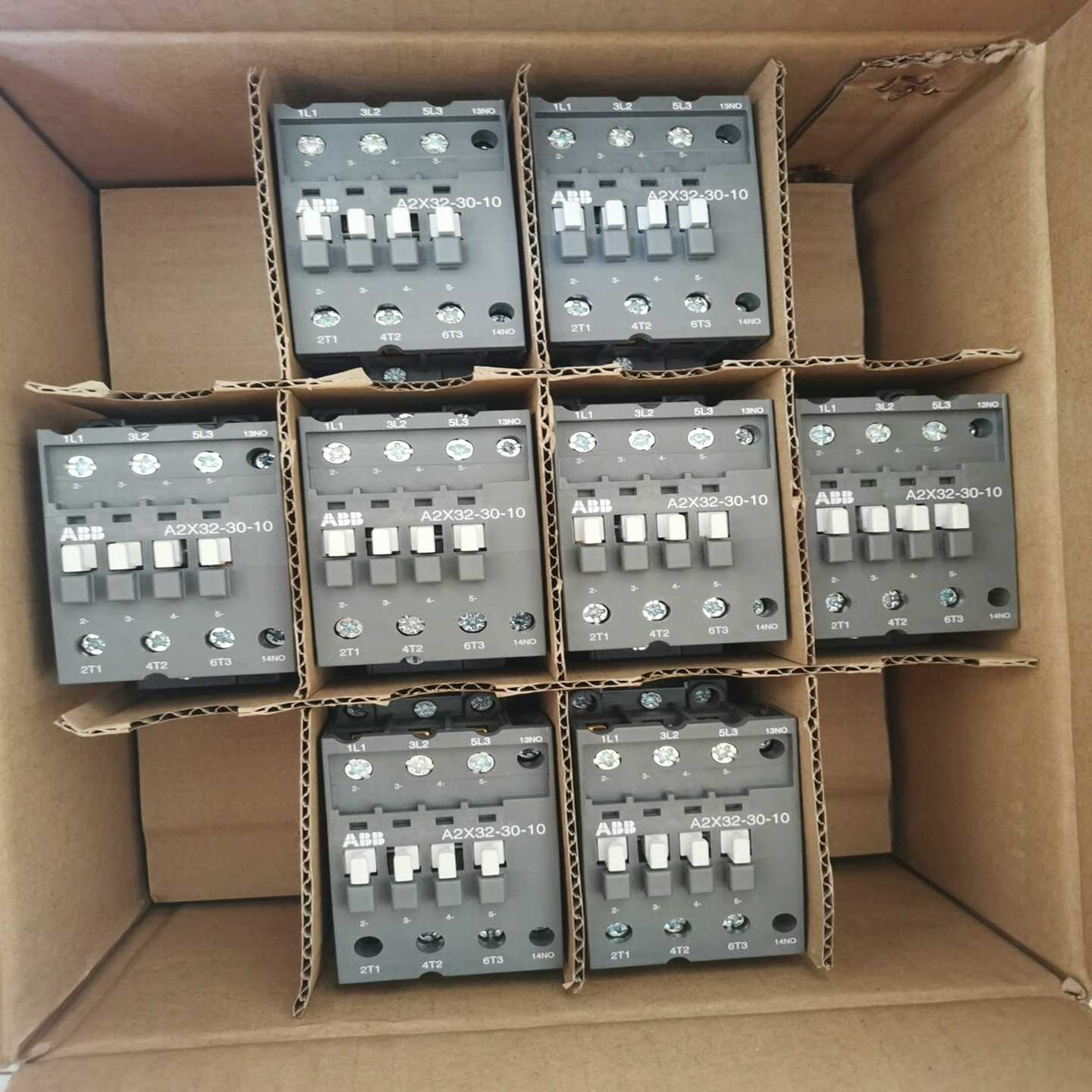 交流接触器A2X32-30-10AC220V询价