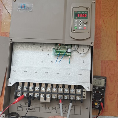 青岛海菱变频器HL700055kw380v成色如图-询