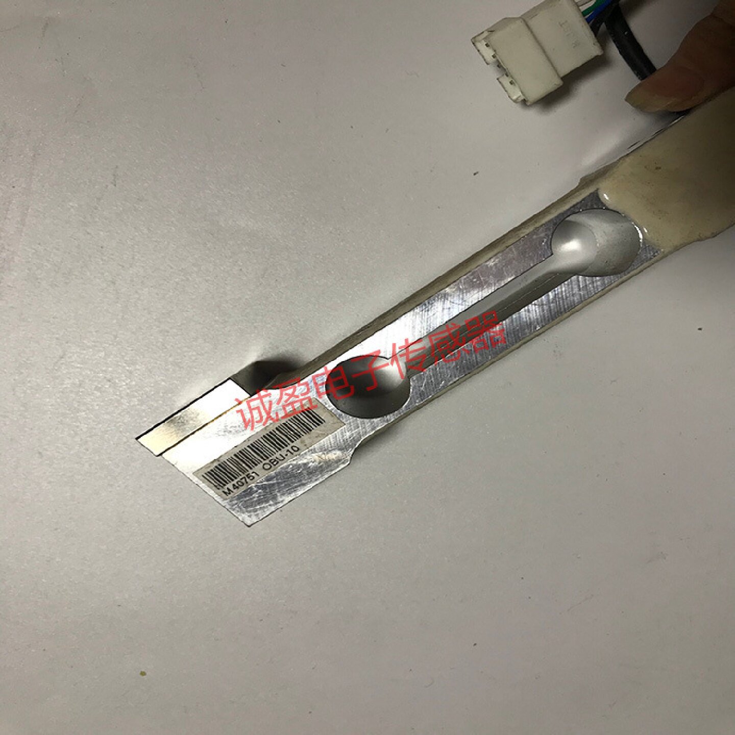 寻I传感器M40751OBU100BU10现货