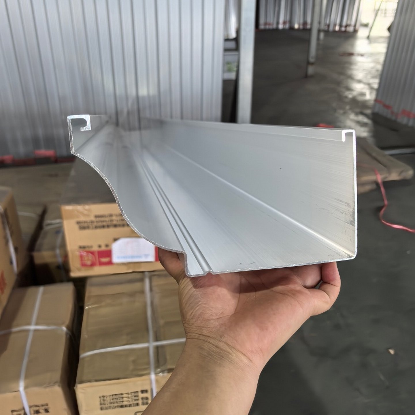 铝合金别墅天沟檐沟房檐雨水槽屋檐排水槽雨水管铝阳光房滴水槽