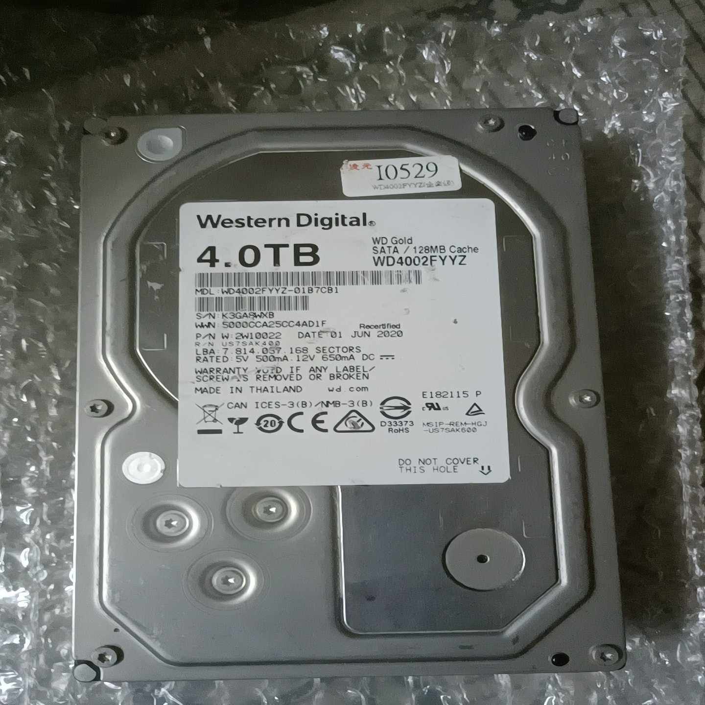 议价日立4T台式机硬盘，坏盘，不能用，SATA接口，3.5寸，拆