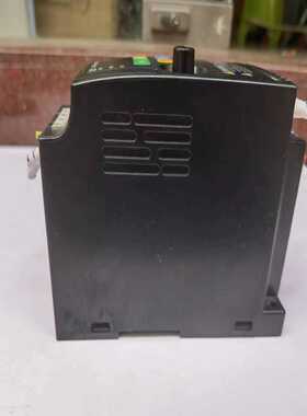 变频器，型号3G3TC-AB004，只有一台，成色询价