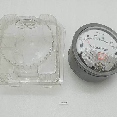 Dwyer 0 to 50 MM of Water Magnehelic Pressure Gage
