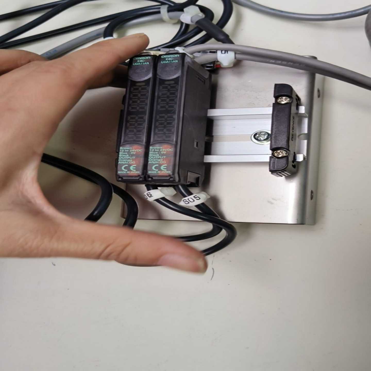 E4C-UDA11AN,E4C-DS30超声波传感器适用