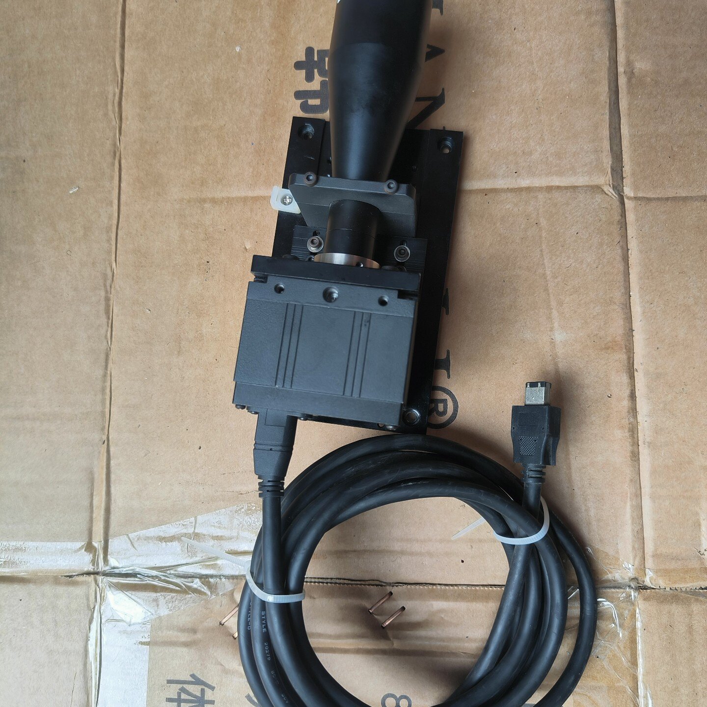 大恒图像DH-SV1421FC工业相机！实物图片！带远心镜头--议价商品
