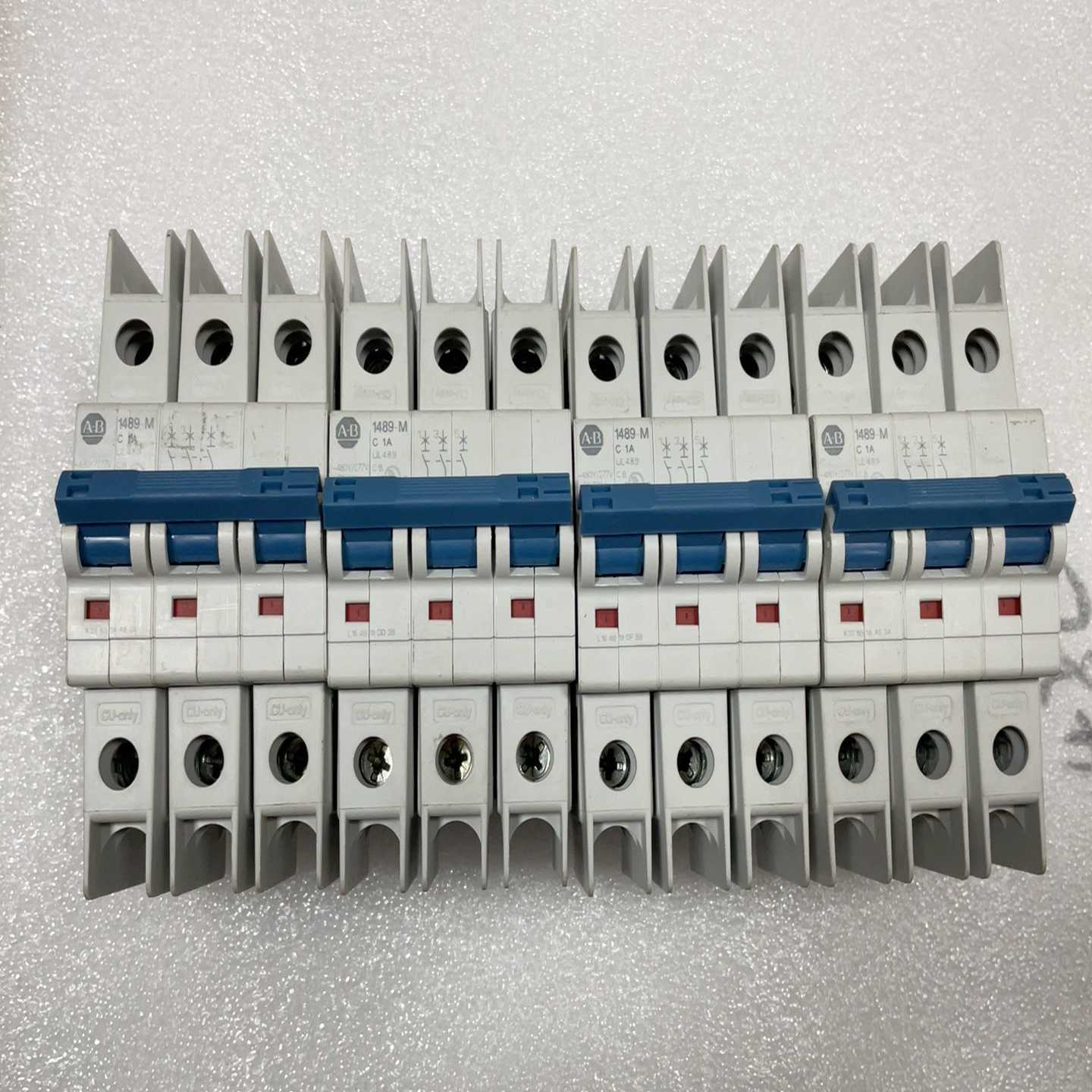 议价空开148-M-1，,共4pcs