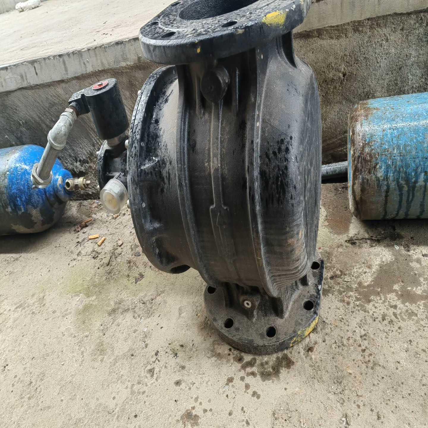 (重工机械)Madas/马紧急切断阀，正常拆下来的，灰尘没有清理，品