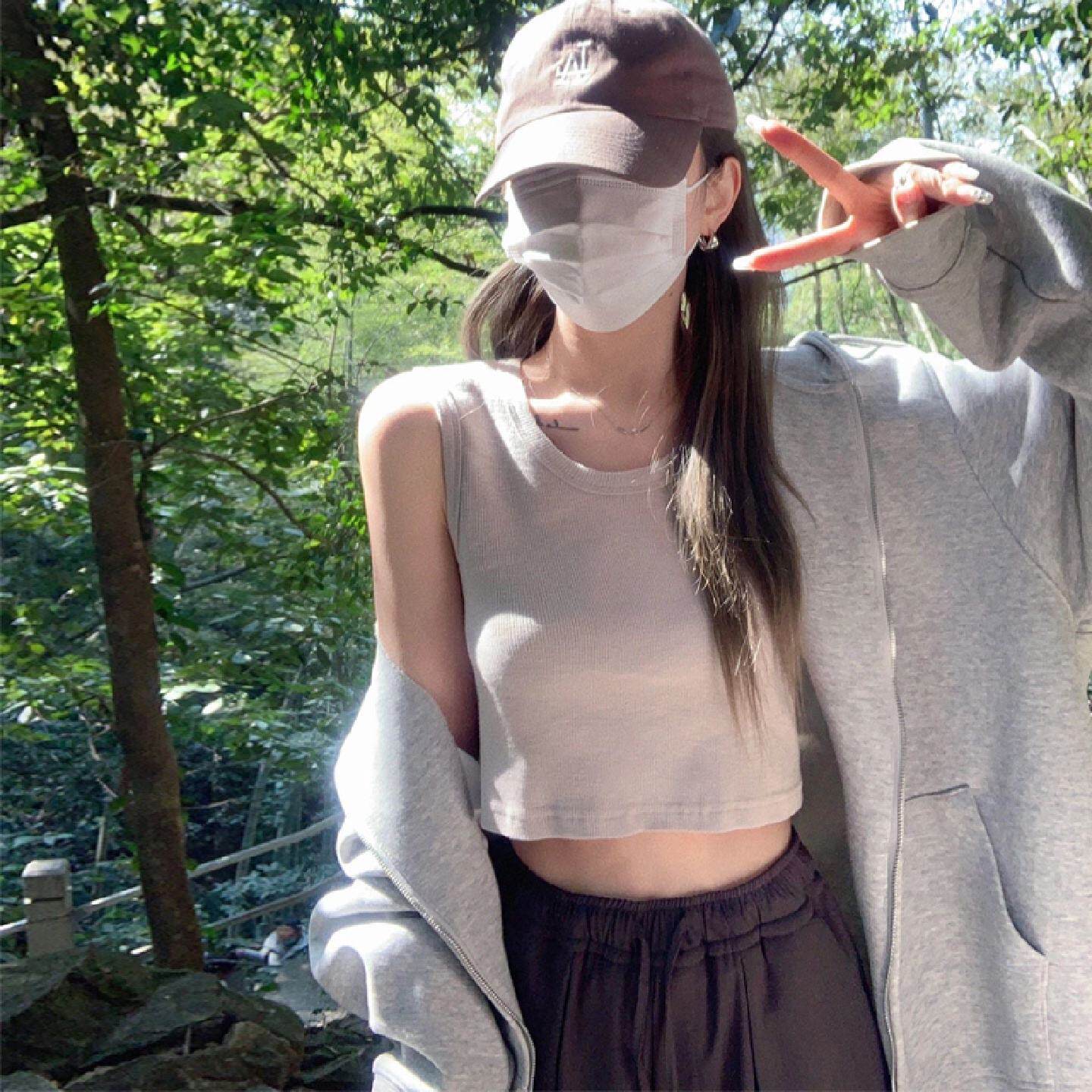 开春穿搭灰色卫衣外套女春秋2025新款爆款加绒加厚连帽拉链开上衣