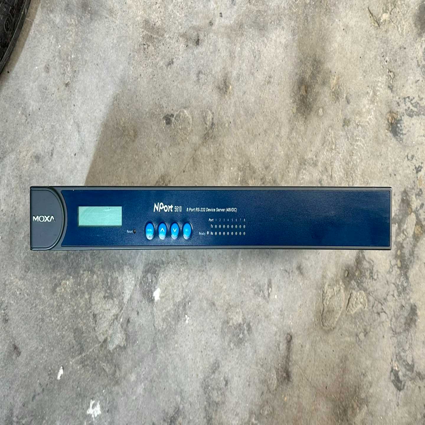 MOXA摩莎NPort5610-8串口服务器终端服务器-议价