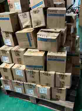 询价~变频器FRN2.2C1S-7C，FRN0012C2S