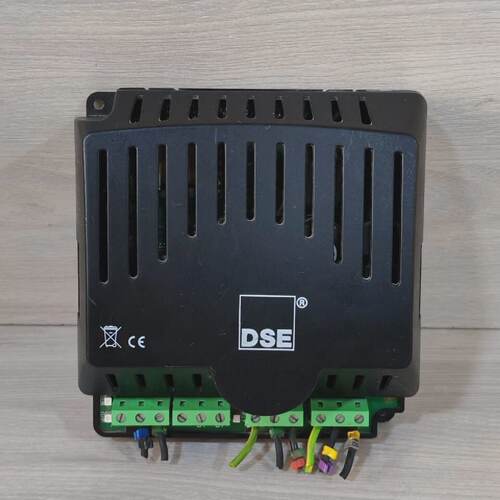 DSE 24V SELF SEEKING PSU 110v277v 5060Hz 016000101 Job 64468