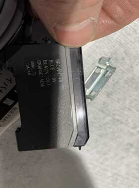 询价~伦茨P500触摸屏  。P50GAP40300C4G0X