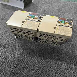询价 伦茨变频器E82EV152 4C实物图 1.5kw
