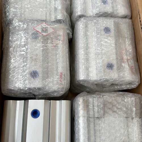 仓库现货有六台SnWay神威气动ACQ12560S薄型气缸-议价