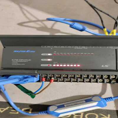 K7M一DR20uELSk120sPLC一台询价