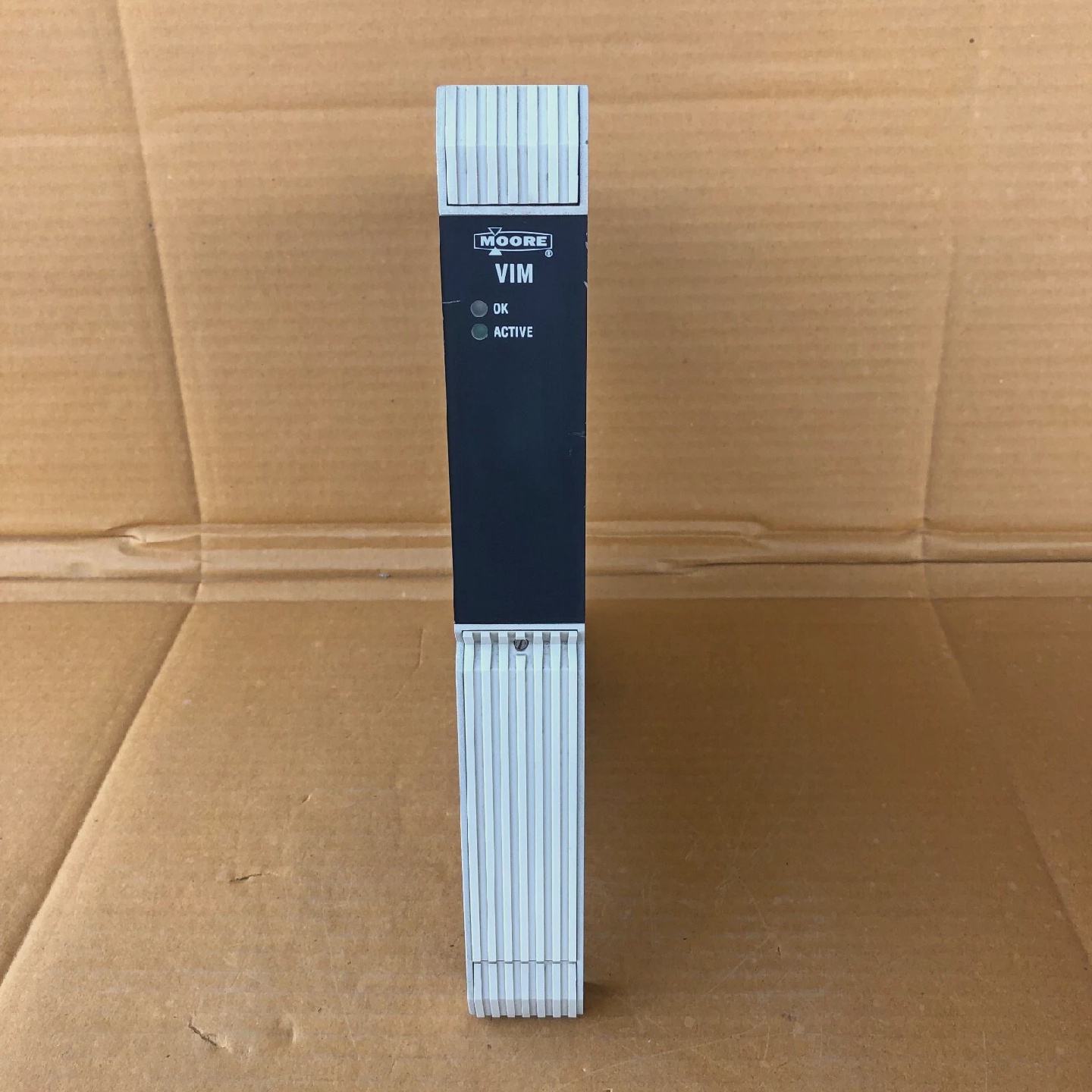 MOORE 161711263 VOLTAGE INPUT MODULE VIM 39VIMCCN - 实物图