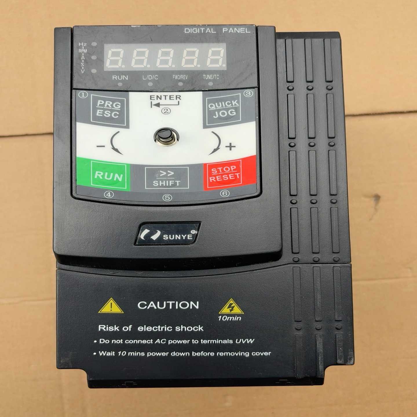 【幸琪商铺】SUNYE日业CM530H变频器