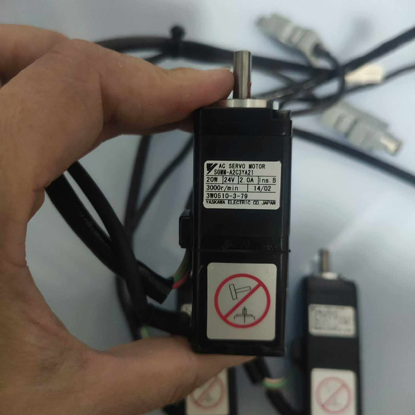 安川电机SGMM-A2C3YA21，功率20W3000r/（零零电子）