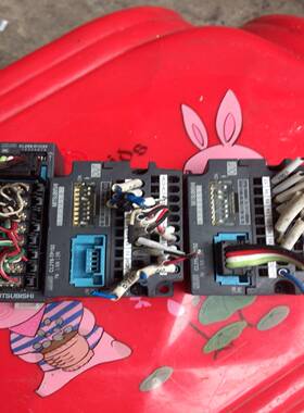 三凌CL2Y8-TP1S2(两个)CL2X8-D1C3V(1询价