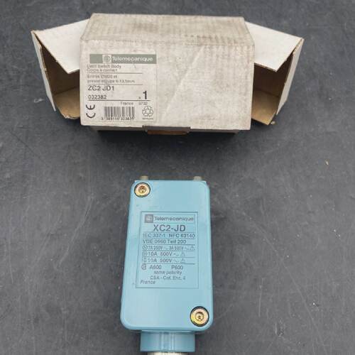1pc X Telemecanique ZC2JD1 Body Back Scrub With Contact
