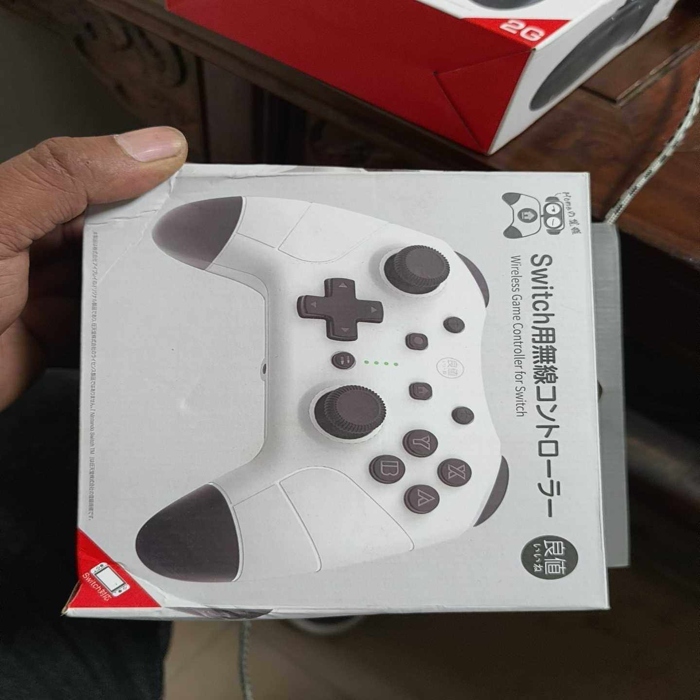 议价全新未拆 良值 Switch Pro无线手柄 熊猫白款，带原