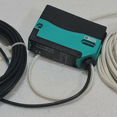 PEPPERLFUCHS RLK28 RETROREFLECTIVE SENSOR BAUJAHR 2015 54401