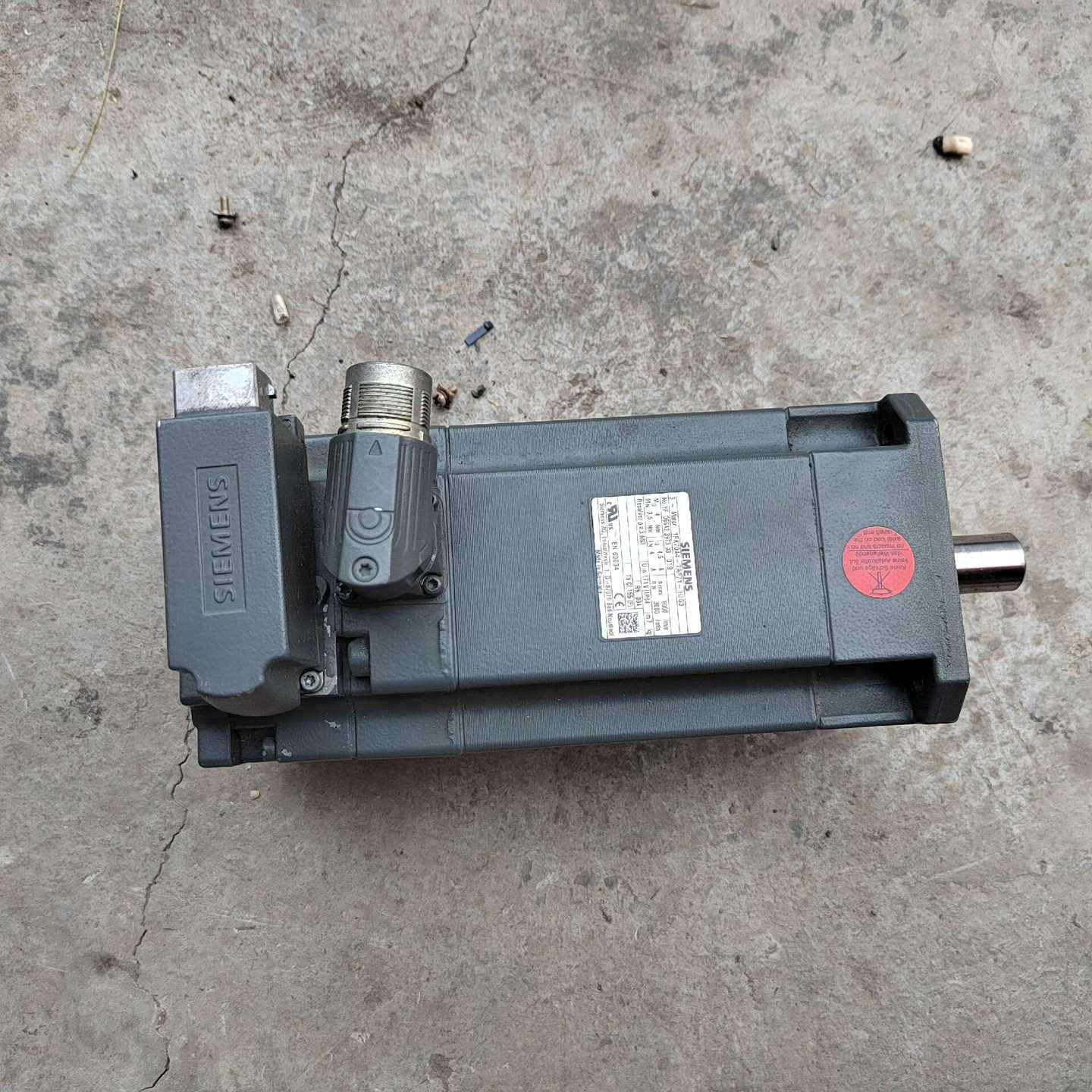 伺服电机1FK7044-7AF71-1UG3询价