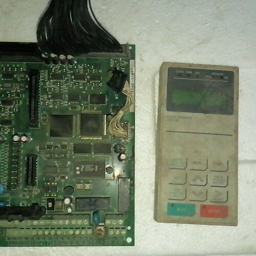 安川变频器主板ETC618331S1114附带数字操作面-议价