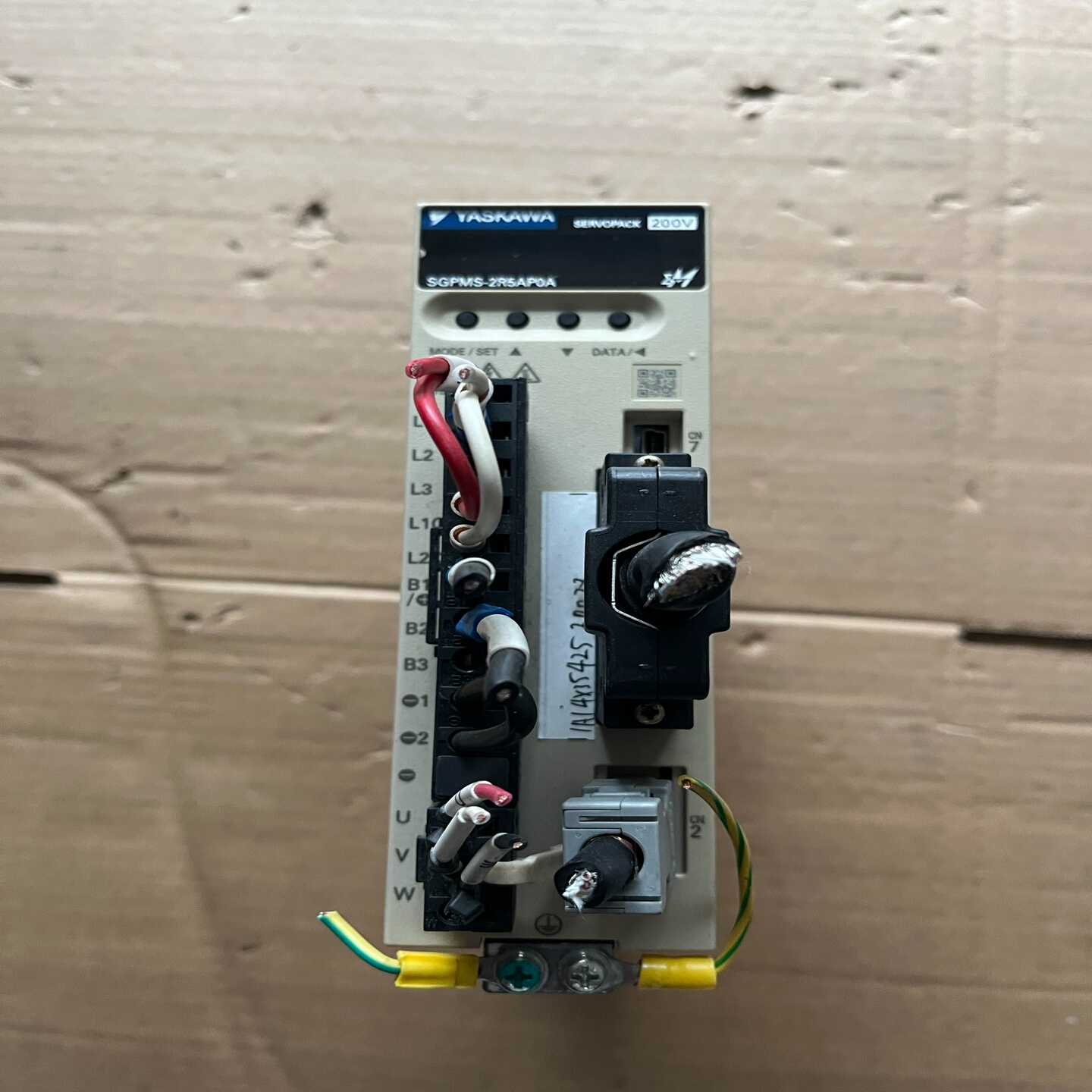 安川450W伺服驱动器SGPMS-2R5AP0A询价