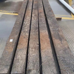 油浸防腐枕木吊车支腿垫木火车道铁路轨道落叶松桥梁木头原木定制