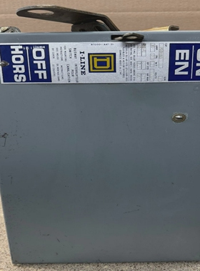 SQ.DSchneiderPQ360330A600VILineBussPlugSwitch*GUAR