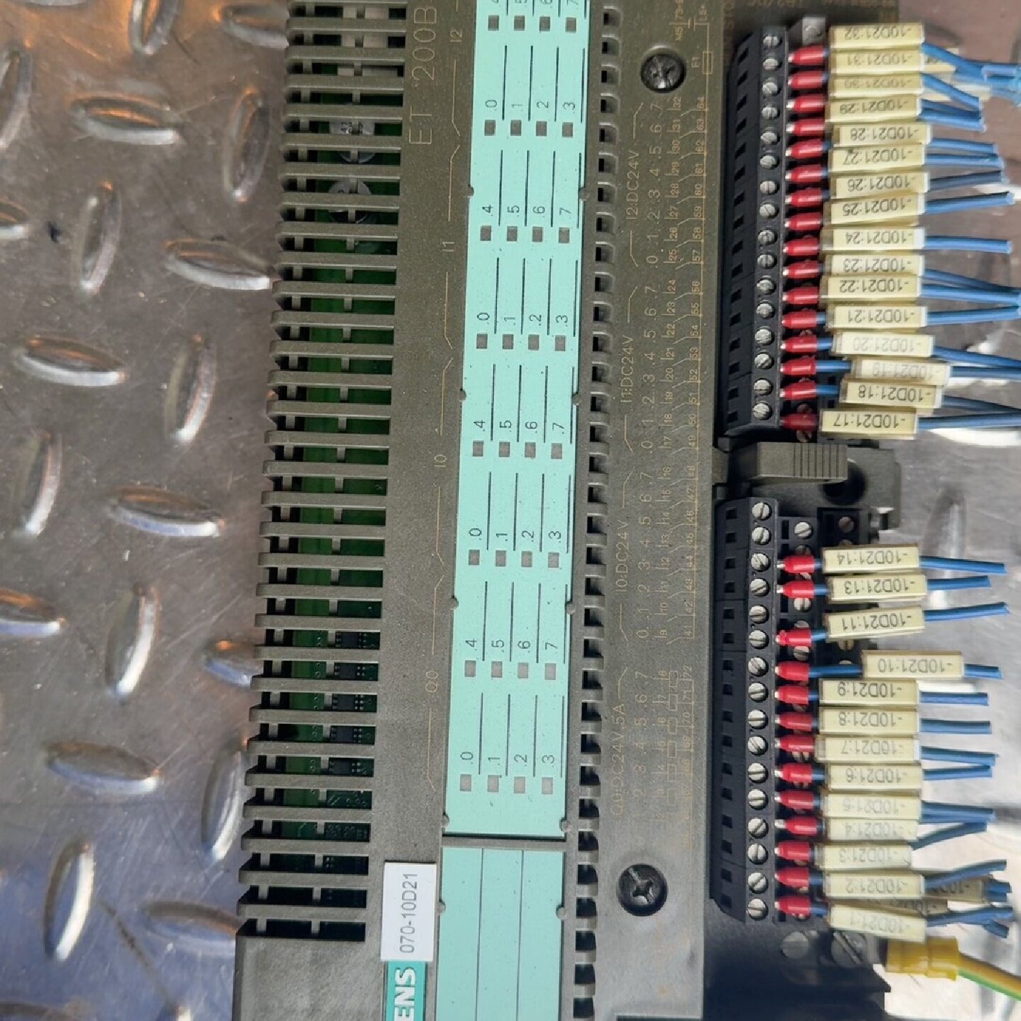 议价1330Bn01  6Es71330Bn010Xb适用 - 实物图