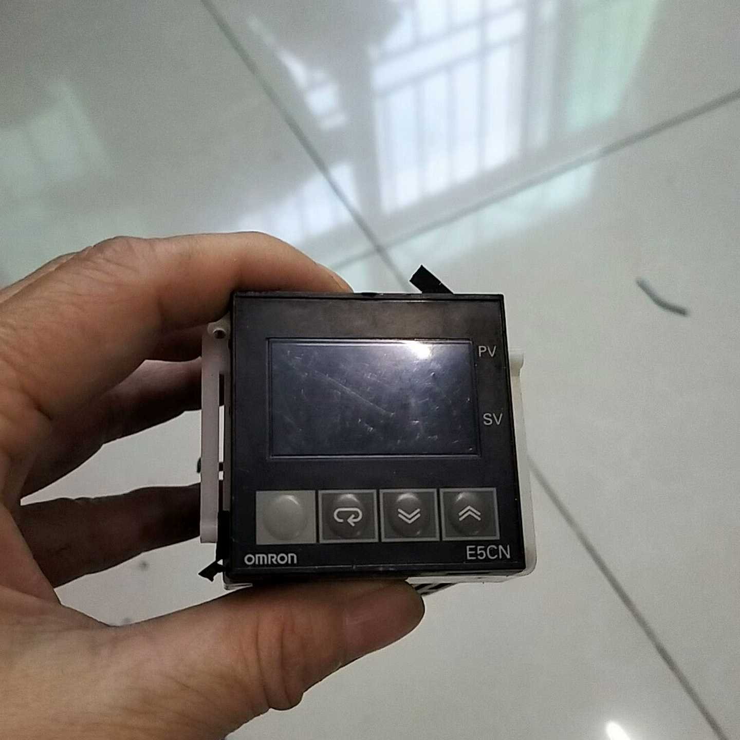 询价欧姆龙温控仪E5CN-Q2HBTC温控器