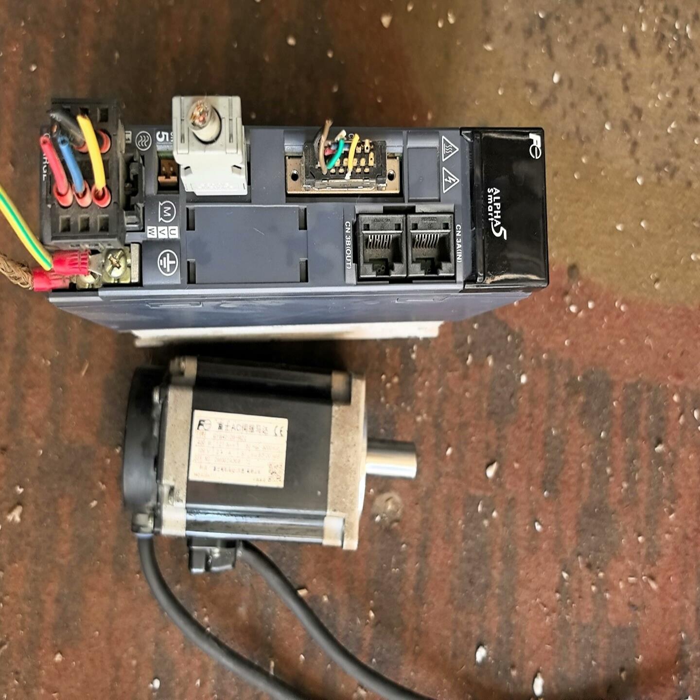 驱动器RYH401F5-VV2