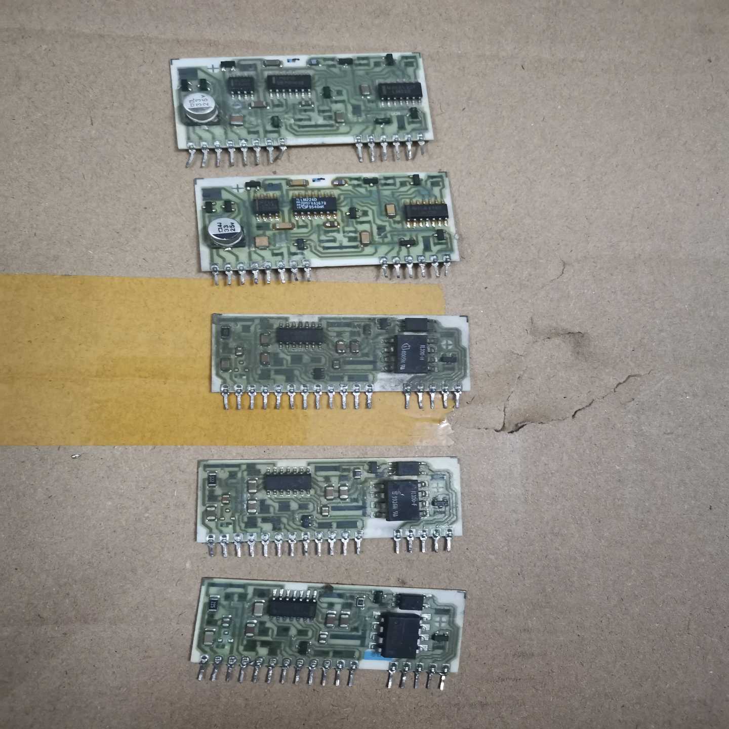 【议价】Lenze伦茨变频器8211AH.2A/0B，8201AH.适用