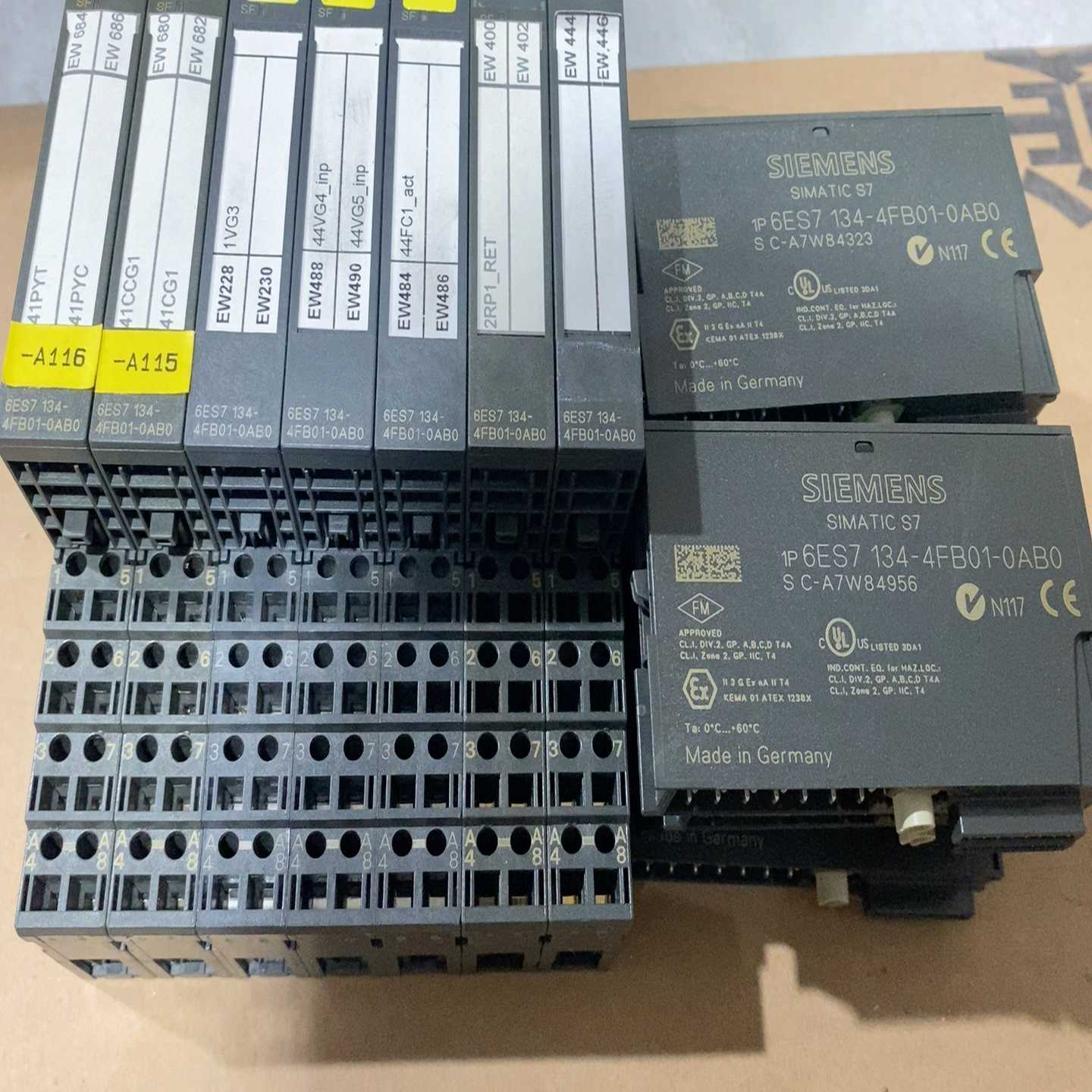 6ES7134-4FB01-0AB0模块，实物图询价